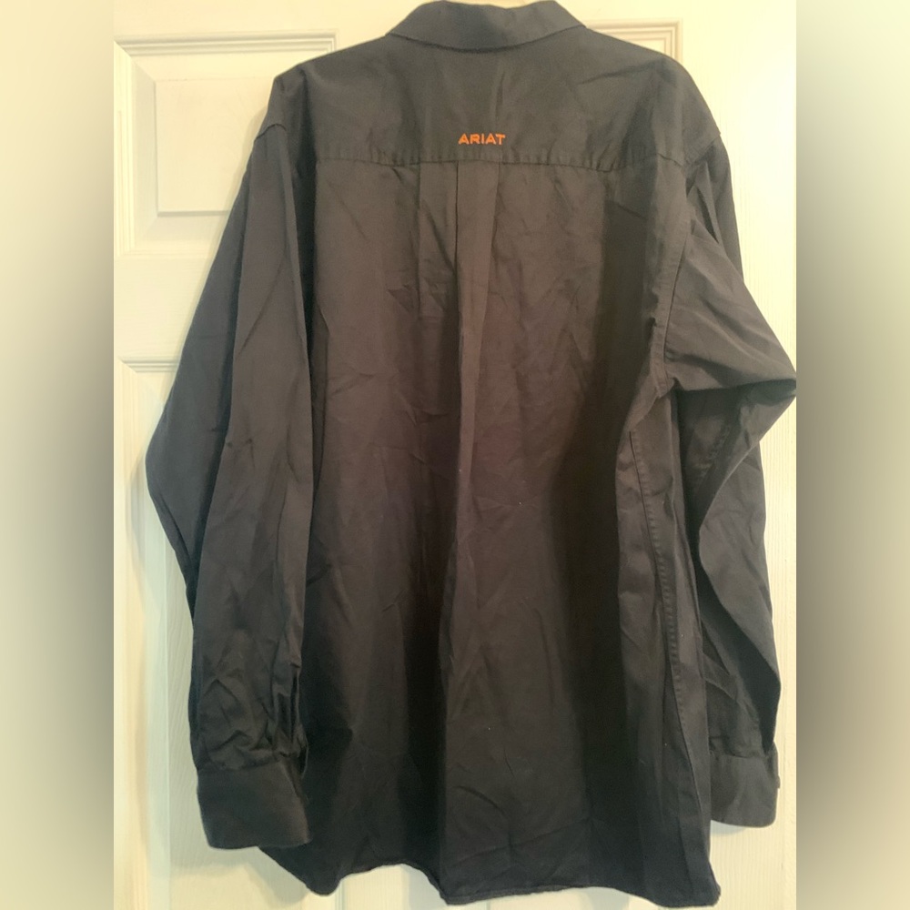 Ariat Solid Twilight Classic Button Down Long Sle… - image 4
